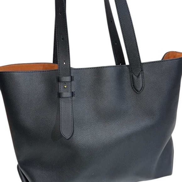 Louis Vuitton Low Key Cabas MM Tote – Black Calfskin w Gold Padlock & Monogram - Picture 3 of 12